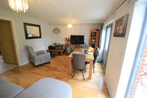 78 Page Road, Feltham, TW14 8DW