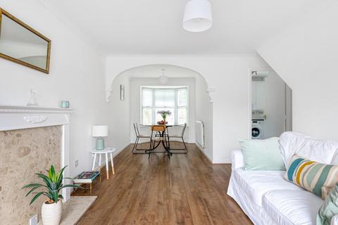 6 Scholars Walk, Guildford, GU2 7TR