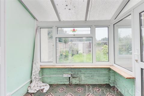 18 Firham Park Avenue, Romford, RM3 0SJ