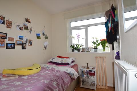 4 bedroom apartment to rent - Gloucester Road, Kingston upon Thames, UK, KT1
