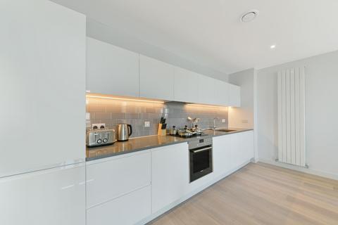 1 bedroom apartment to rent, Commodore House, Royal Wharf, London, E16