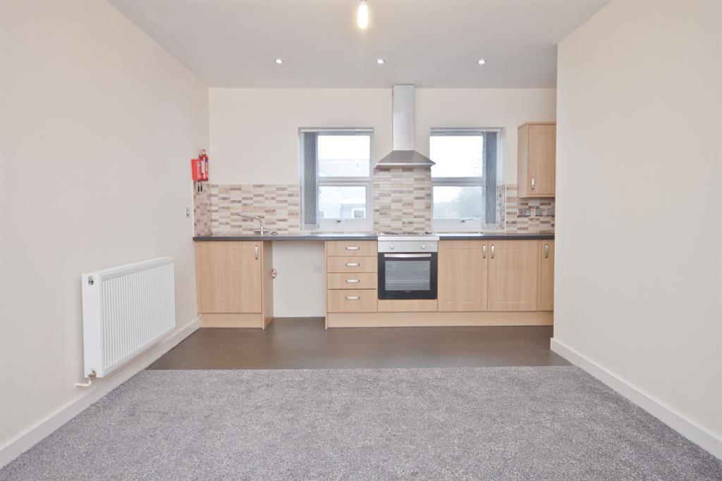 Bridge Cross Road, Burntwood, WS7 2BX 2 bed apartment £595 pcm (£137 pw)