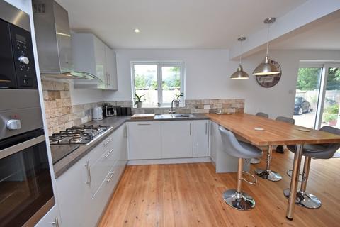 Chandos High Street, Yoxford, Saxmundham, IP17 3EU