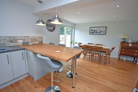 Chandos High Street, Yoxford, Saxmundham, IP17 3EU