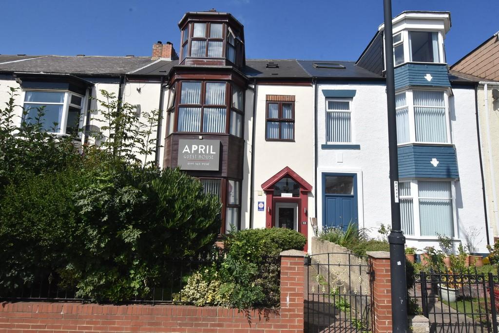 St Terrace, Roker 7 bed terraced house £325,000