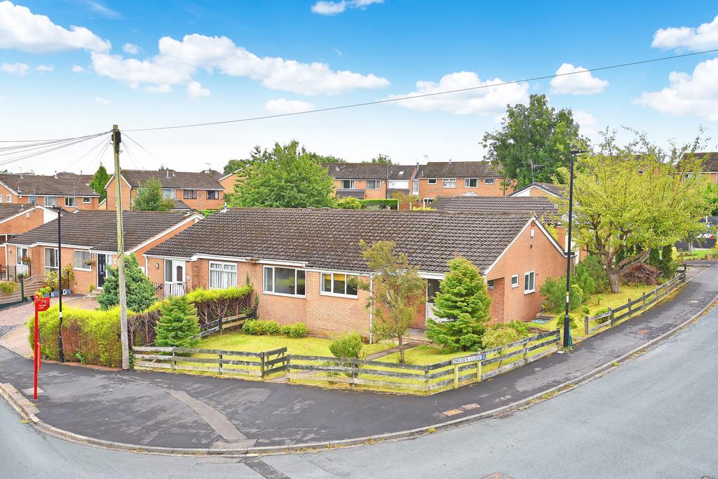 Tennyson Avenue, Harrogate 3 bed semidetached bungalow £200,000
