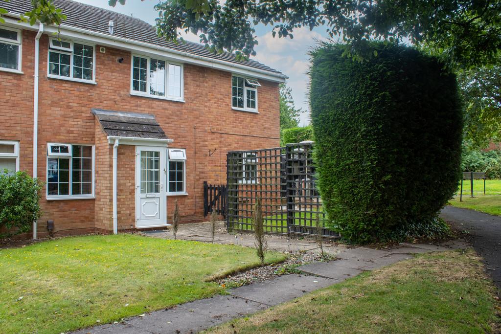 Newstead, Riverside, Tamworth 2 bed mews £200,000