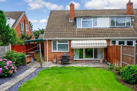 18 Brookside Way, Wilnecote, Tamworth, B77 5LH