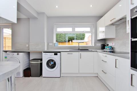 5 Braham, Tamworth, B79 7TX