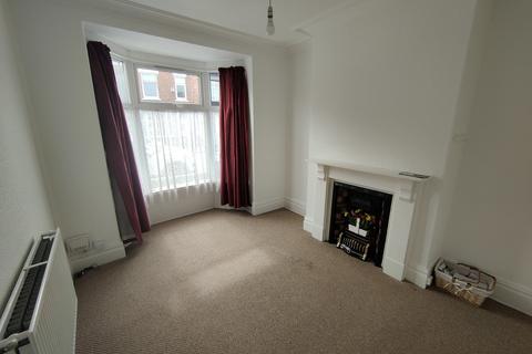 3 bedroom terraced house to rent, 90 Clumber Street