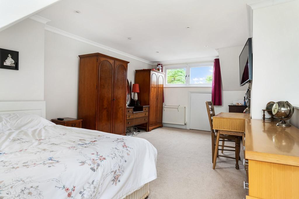 Principal bedroom