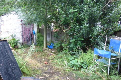 43 Dogford Road, Royton, Oldham, OL2 6UA