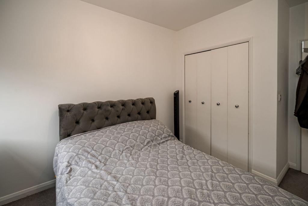 Bedroom 1 (Double)