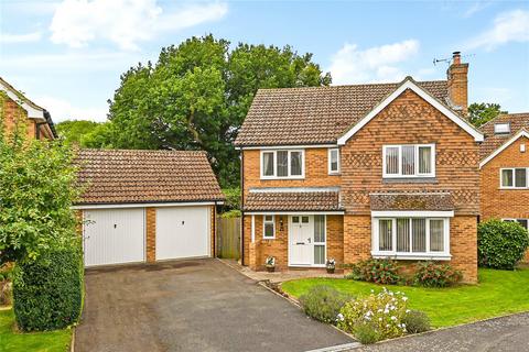 4 bedroom detached house for sale, Mansion House Close, Biddenden, Ashford, TN27