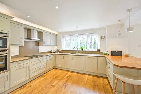 4 bedroom detached house for sale, Mansion House Close, Biddenden, Ashford, TN27