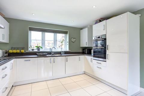 40 Loachbrook Farm Way, Congleton, CW12 4DE