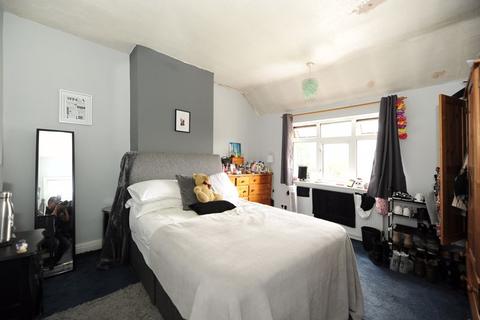 185 Eastcote Road, Ruislip, HA4 8BJ