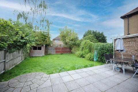 185 Eastcote Road, Ruislip, HA4 8BJ
