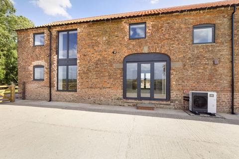 3 bedroom barn conversion to rent - Westville Road, Thornton Le Fen