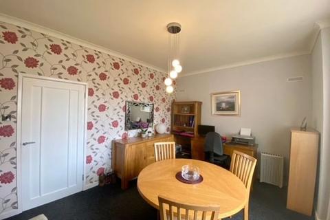 16 Braehead Avenue, Ayr, KA8 0JY