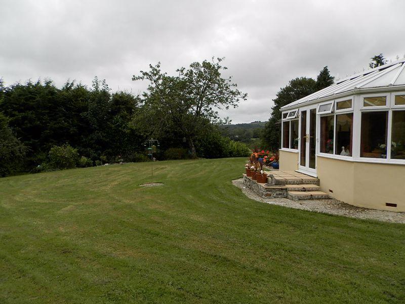 Large Gardens