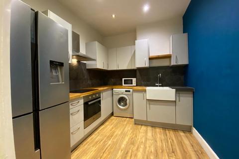 2 bedroom flat to rent, Great Junction Street, Edinburgh, EH6 5LJ