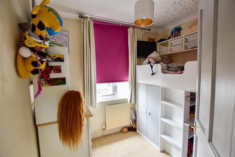 24 Earl Road, Northfleet, Gravesend, DA11 7AF