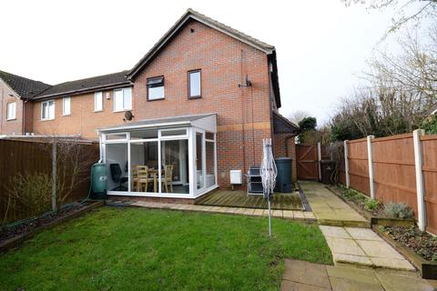 32 Ellison Close, Attleborough, NR17 1QT