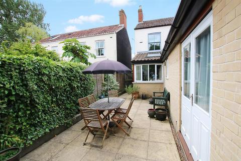 29 Ash Grove, Norwich, NR3 4BE
