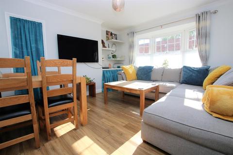 21 Bull Close, Norwich, NR3 1SX