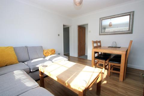 21 Bull Close, Norwich, NR3 1SX