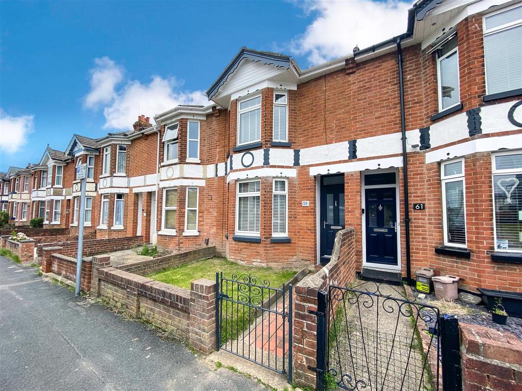 Arnold Road, Eastleigh 3 bed house £290,000