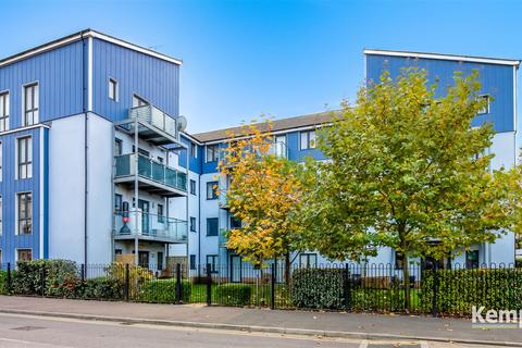 22, Capri House Anglia Way, South Ockendon, RM15 5FL