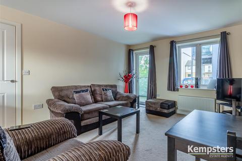 22, Capri House Anglia Way, South Ockendon, RM15 5FL