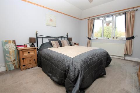 29 Beechwood Drive, Norwich, NR7 0LN