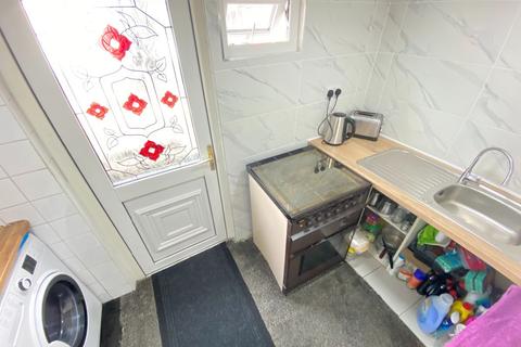 4 Eldon Road, Blackburn, BB1 8BE