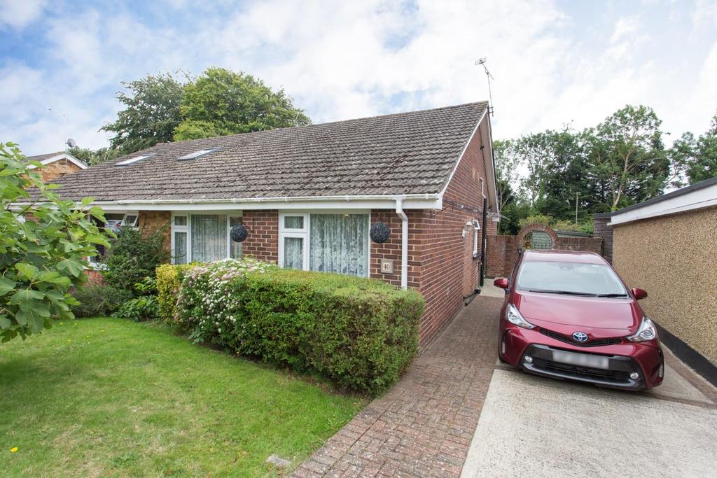 Fairview Gardens, Sturry, Canterbury 2 bed semidetached bungalow £