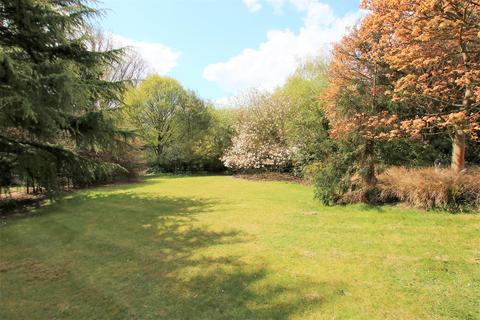 9 Pinewood Close, Norwich, NR6 5LX