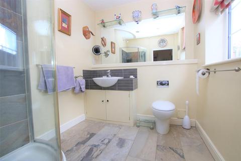 9 Pinewood Close, Norwich, NR6 5LX