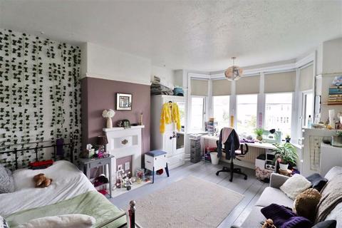 21 Berkeley Crescent, Uphill, Weston-super-mare, BS23 4XZ