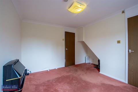 21 Wimpole Road, Beeston, Nottingham, NG9 3LQ