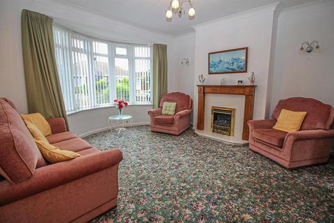 3 bedroom semi-detached house for sale - Worcester Way, Woodlands Park, Newcastle upon Tyne