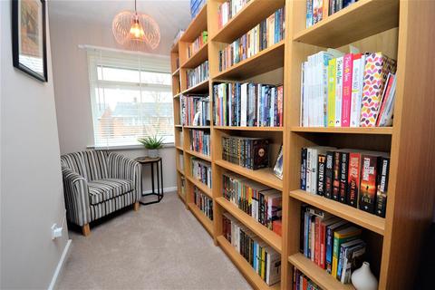 108 Blithewood Gardens, Norwich, NR7 8PW