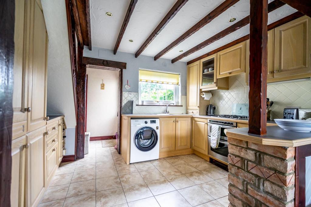 Marston Road, Tockwith, York 2 bed cottage £200,000