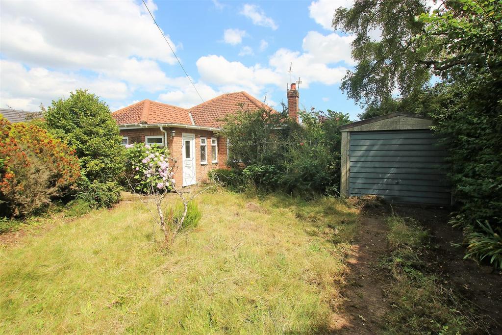 Greenborough Close, Norwich 2 bed detached bungalow £300,000