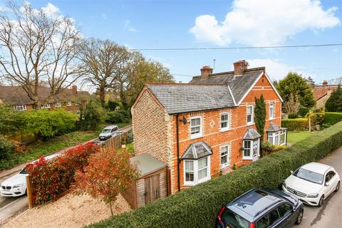 31 Beech Hill Road, Ascot, SL5 0BJ