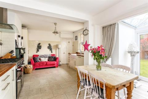 31 Beech Hill Road, Ascot, SL5 0BJ