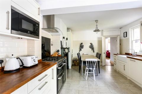 31 Beech Hill Road, Ascot, SL5 0BJ