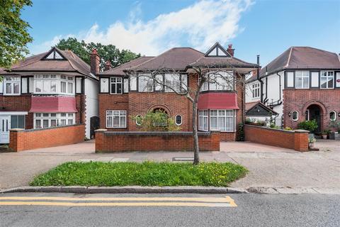 6 bedroom detached house for sale - Barn Hill, Wembley Park