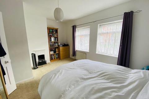 20 Brookfield Road, Northampton, NN2 7LS